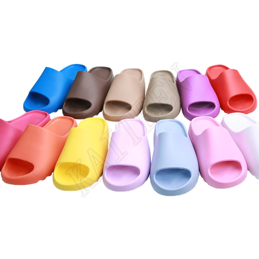 Drip Cloud thick sole Graphic Slides shoes